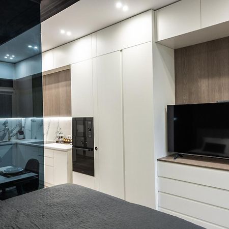 Luxury Apartments Smart House Uzhhorod Ngoại thất bức ảnh
