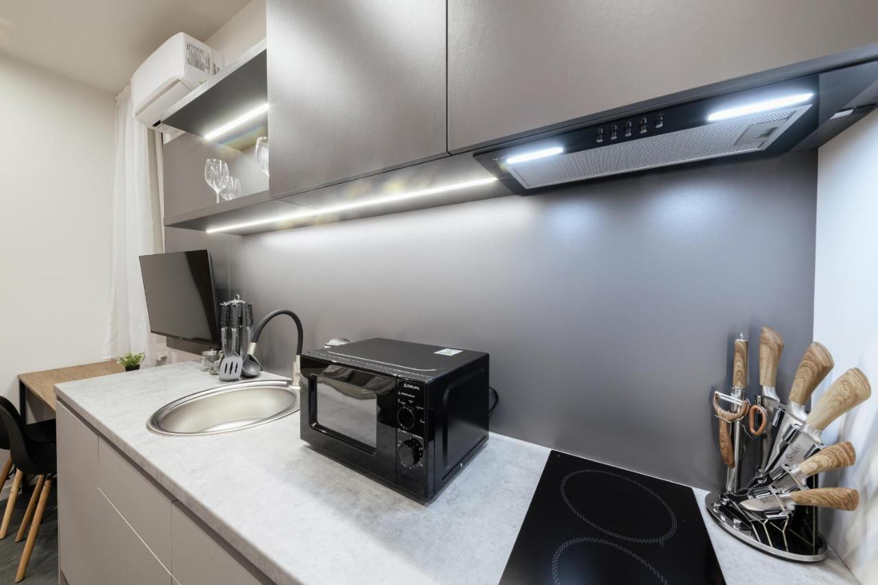 Luxury Apartments Smart House Uzhhorod Ngoại thất bức ảnh