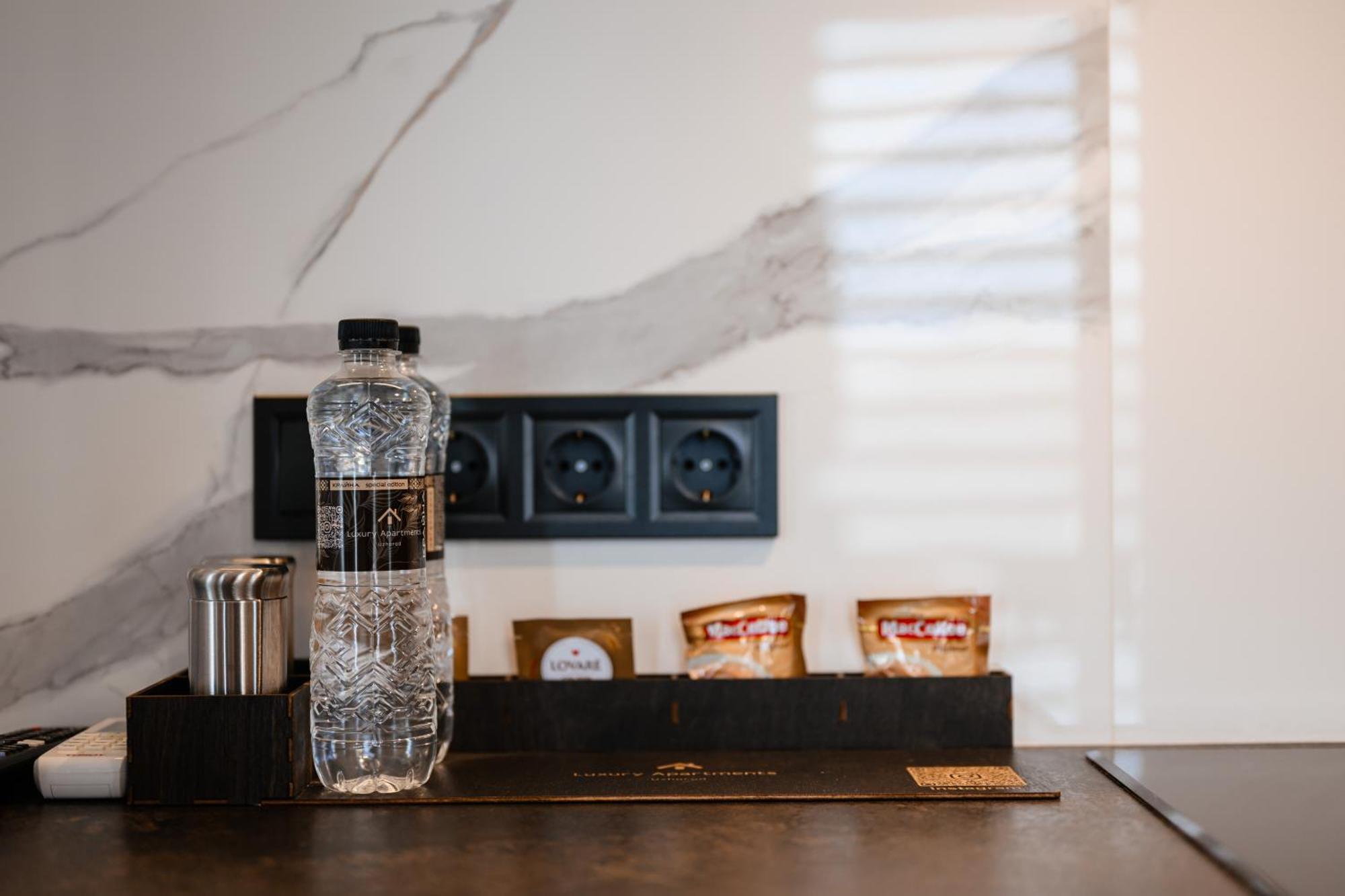 Luxury Apartments Smart House Uzhhorod Ngoại thất bức ảnh