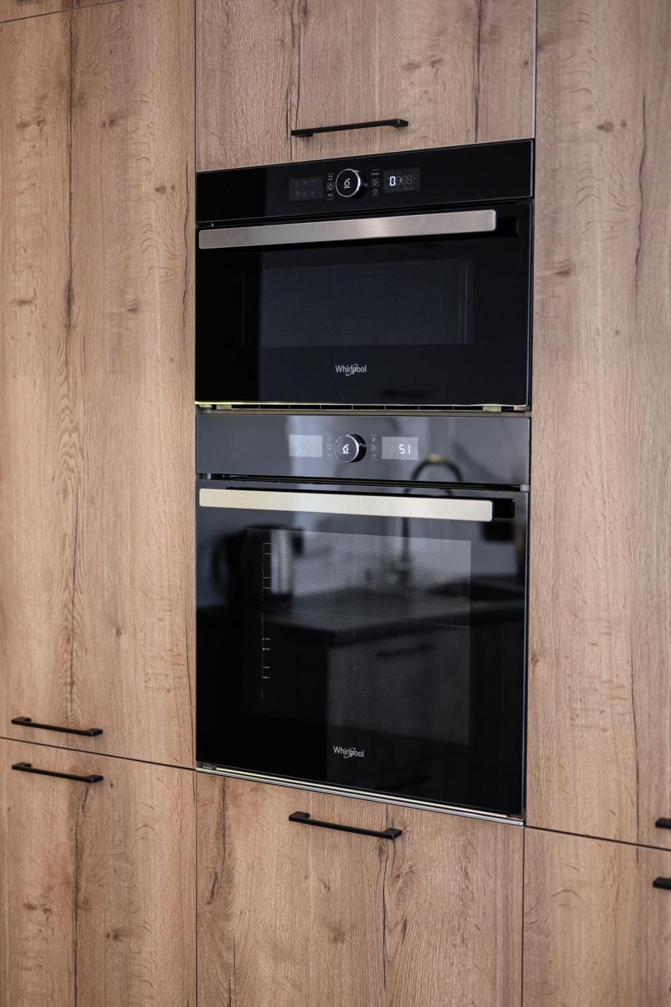 Luxury Apartments Smart House Uzhhorod Ngoại thất bức ảnh