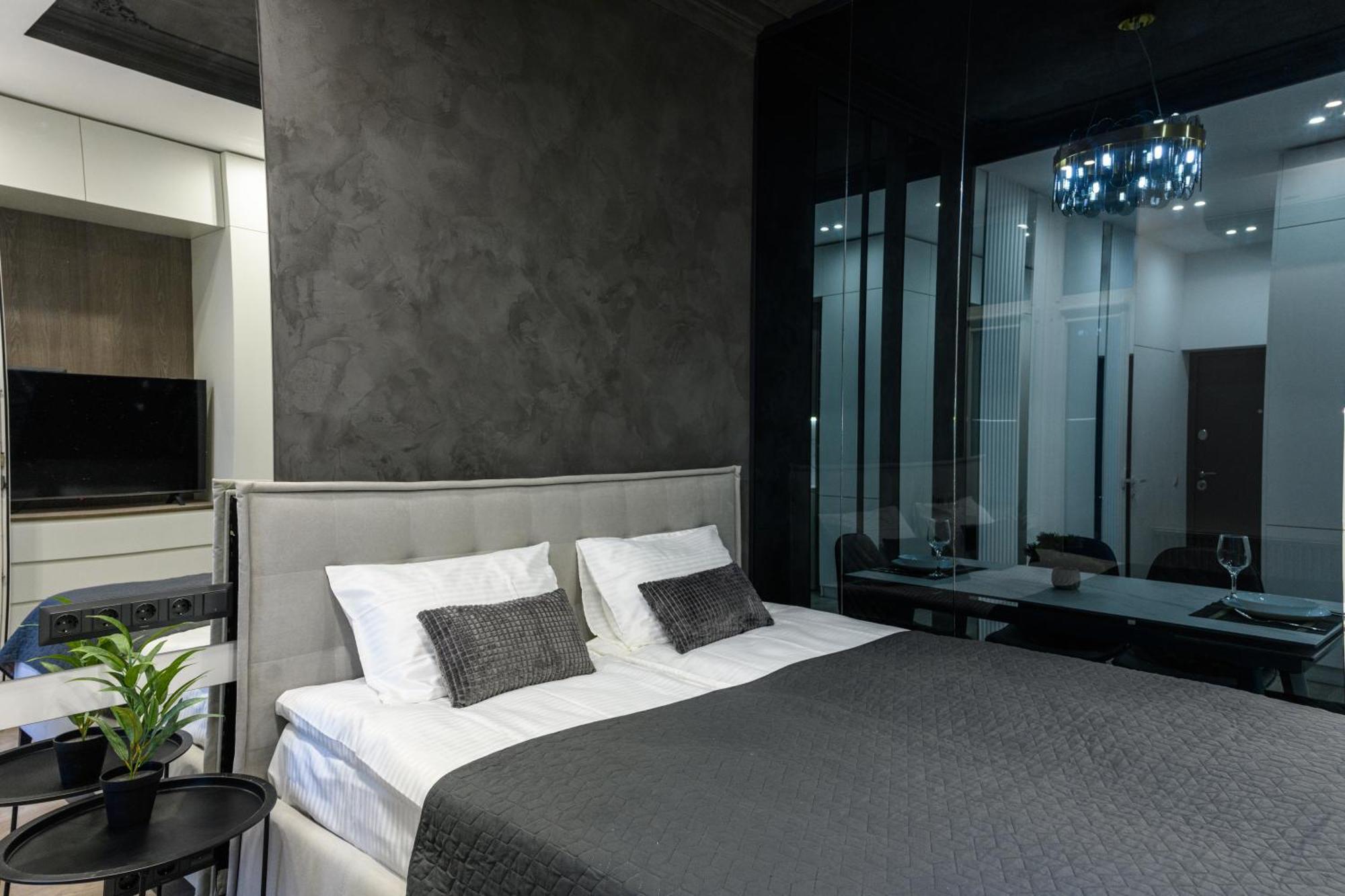 Luxury Apartments Smart House Uzhhorod Ngoại thất bức ảnh